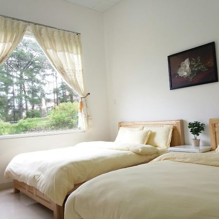 Strawberry Hotel Dalat Luaran gambar