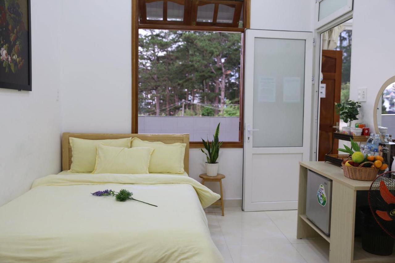 Strawberry Hotel Dalat Luaran gambar