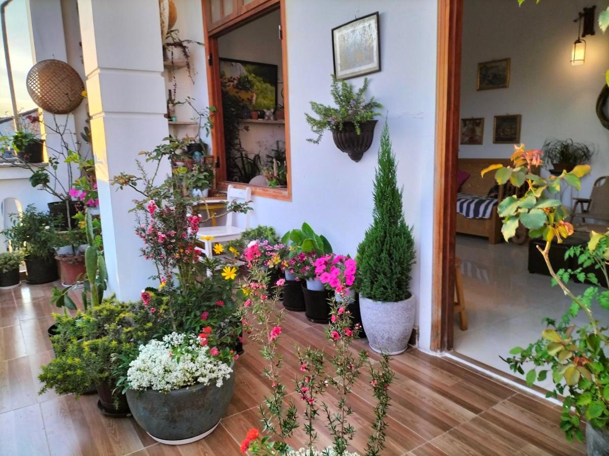 Strawberry Hotel Dalat Luaran gambar