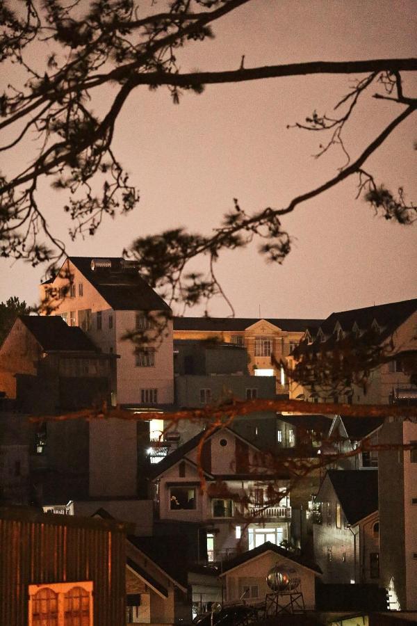 Strawberry Hotel Dalat Luaran gambar