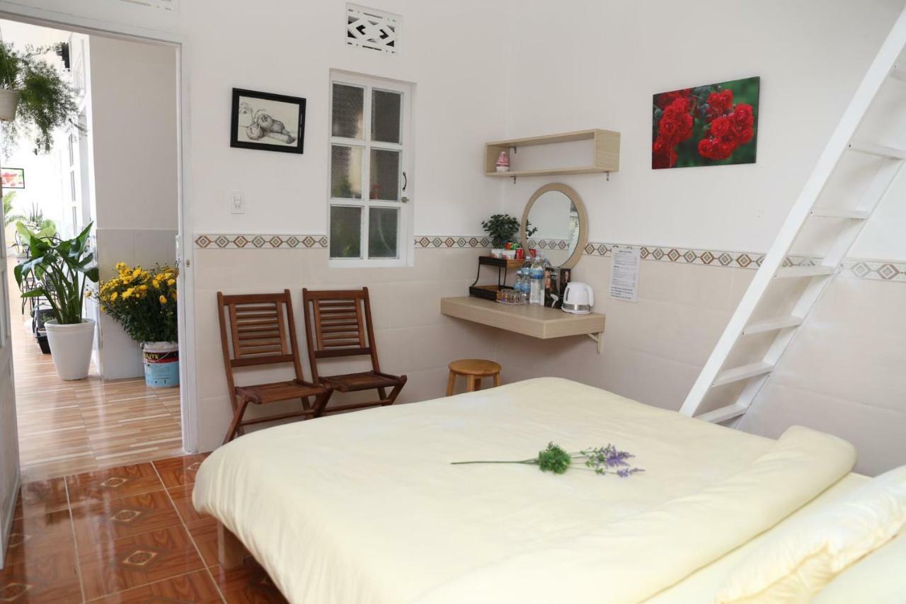 Strawberry Hotel Dalat Luaran gambar